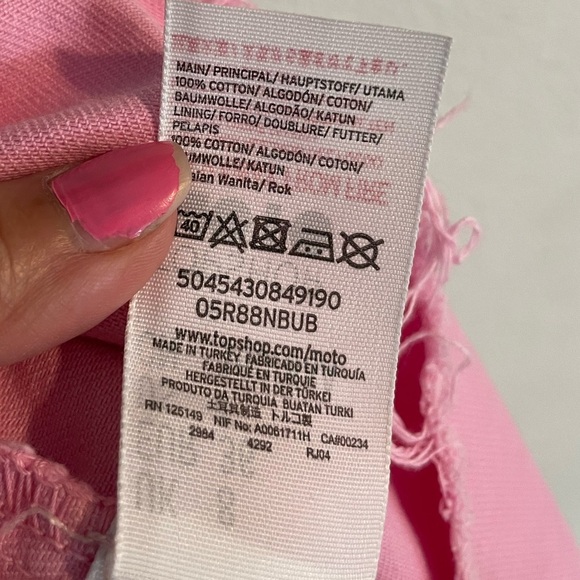 Topshop‎ Moto Bubblegum Pink Denim High Waisted Mini Skirt US Size 4 - Picture 6 of 7